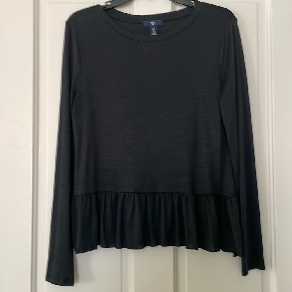 GAP Black Ruffled Hem Long Sleeve Top